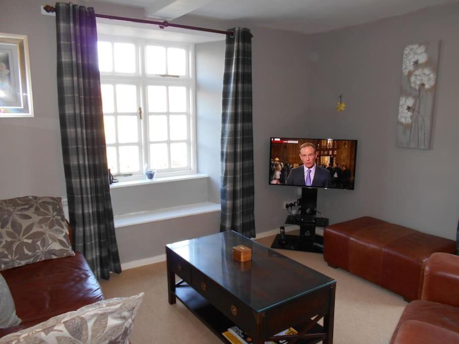 The Granary, Old Corn Mill, Yorkshire Dales Apartment West Burton Exterior photo